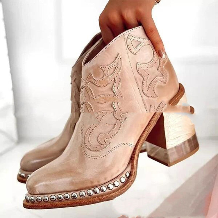 Bottines brodé à Talon Carré